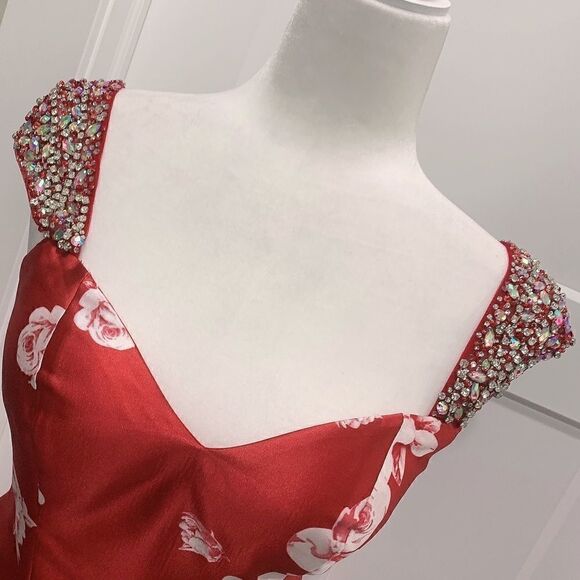 Burgundy Floral-Print Cap Sleeve With Crystal beading, Cocktail Party Dress - Picture 6 of 12